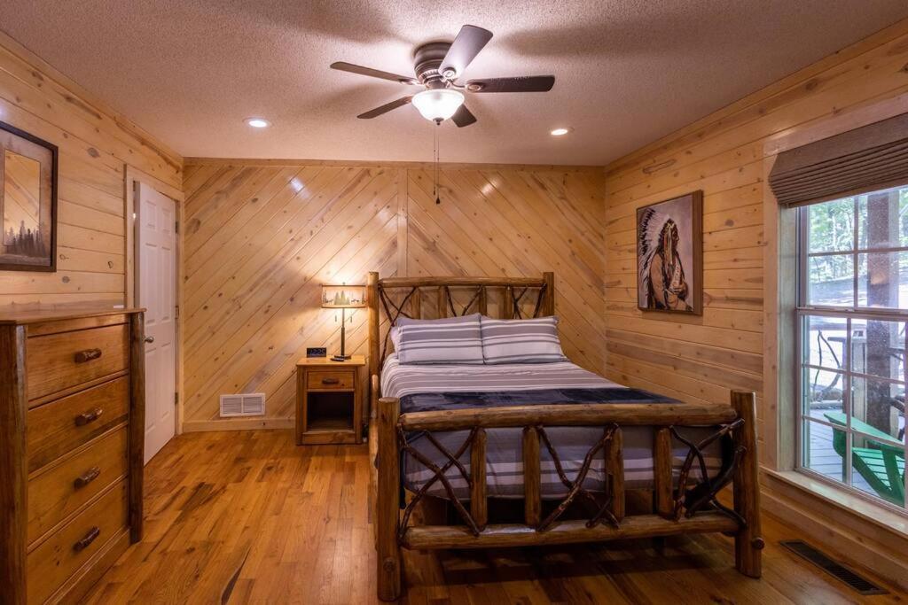 Pet Friendly Luxury Cabin Near Helen With Fire Pit Cleveland Exterior foto